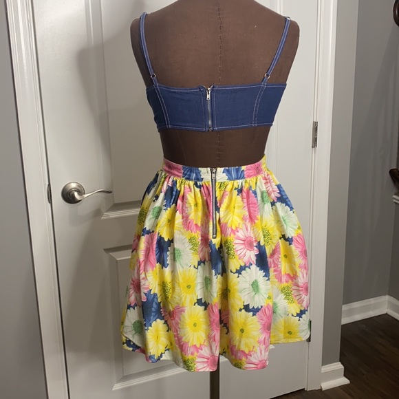 Mustard Seed Floral Dress w/Cutout sides - Picture 3 of 9